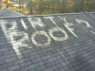 Roof softwashing